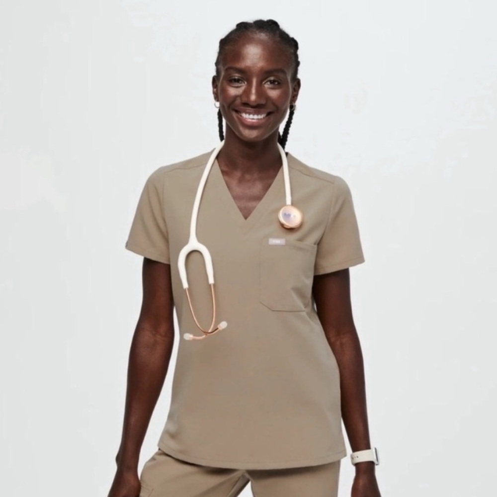 Figs Catarina One Pocket Latte Top